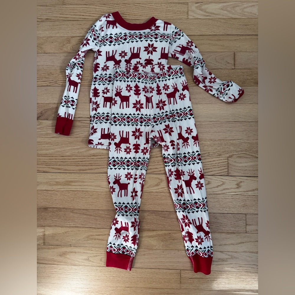 Hanna Andersson size 5 dear deer pajamas Christmas holiday
